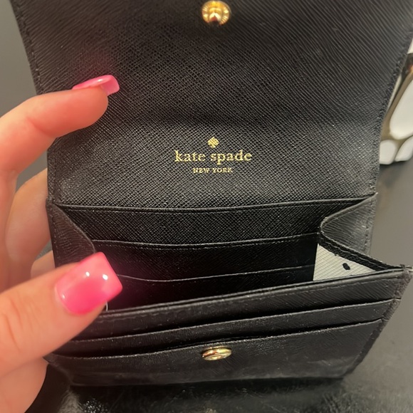 Kate spade black wallet - Picture 3 of 3